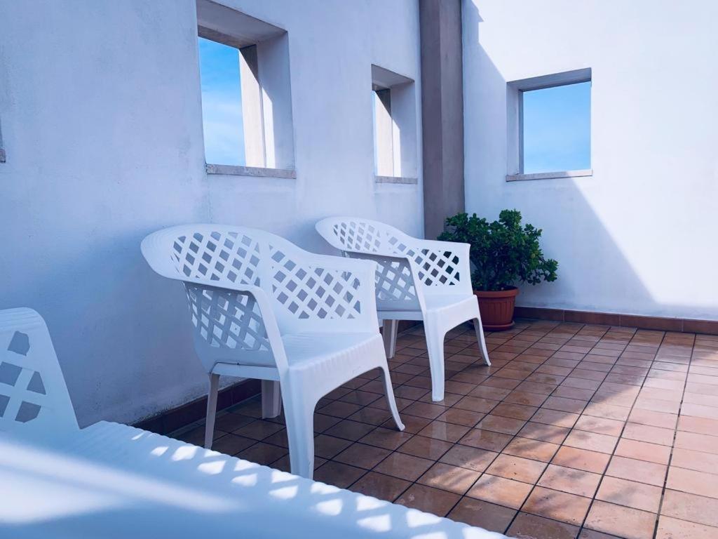 Alfieri Bed&Beach - Free Parking & Wifi Praia a Mare Exteriör bild